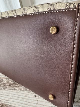 Bolso Tote Carolina Herrera CH Beige y Marrón