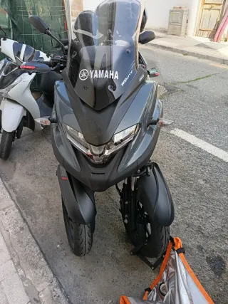 Yamaha Tricity 300cc Gris