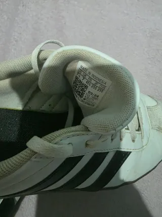 Pack 2 Zapatillas Adidas Azul y Adidas blancas