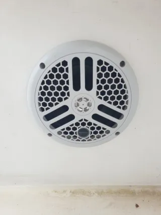 Artaban Arcoa 660 Barco recreo bajo consumo