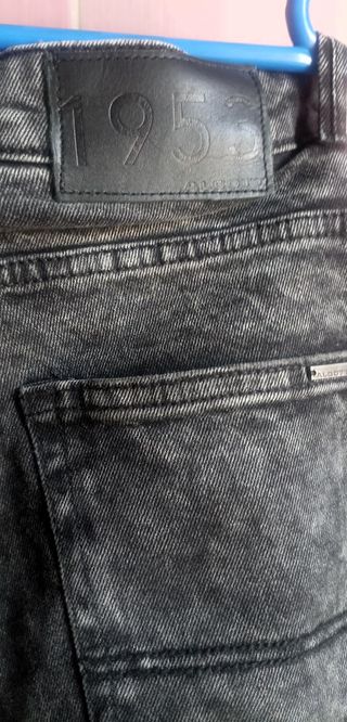 Pantaloni Alcott neri effetto stone wash