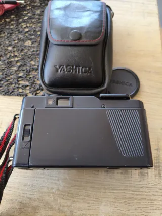 Cámara Yashica MF-3 Super + Funda