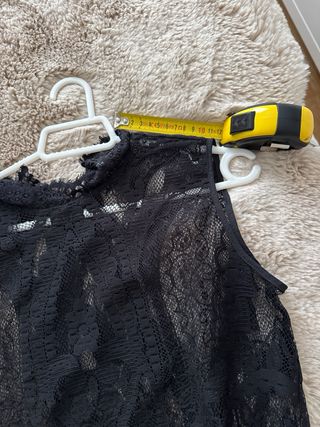Top encaje Zara negro