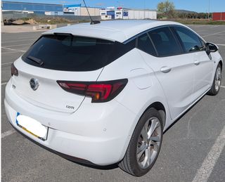 Opel Astra K 1.6 CDTi 110cv 2018 — Muy equipado —