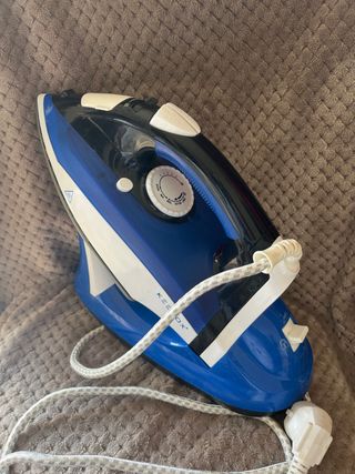 Plancha Keenox azul y blanca