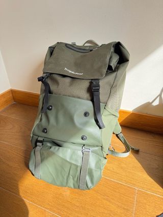 Mochila Tropicfeel Shell 20-40L + Organizador