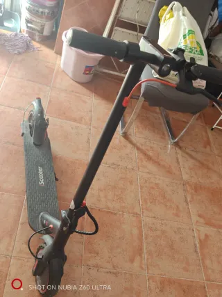 Patinete Eléctrico iScooter 19-III Negro