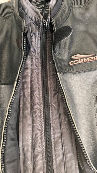 Chaqueta Moto Cuero Mujer Negra y Blanca