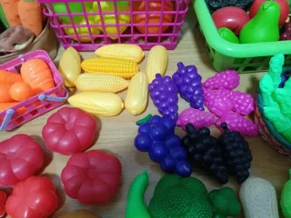 Juego de Frutas y Verduras de Juguete