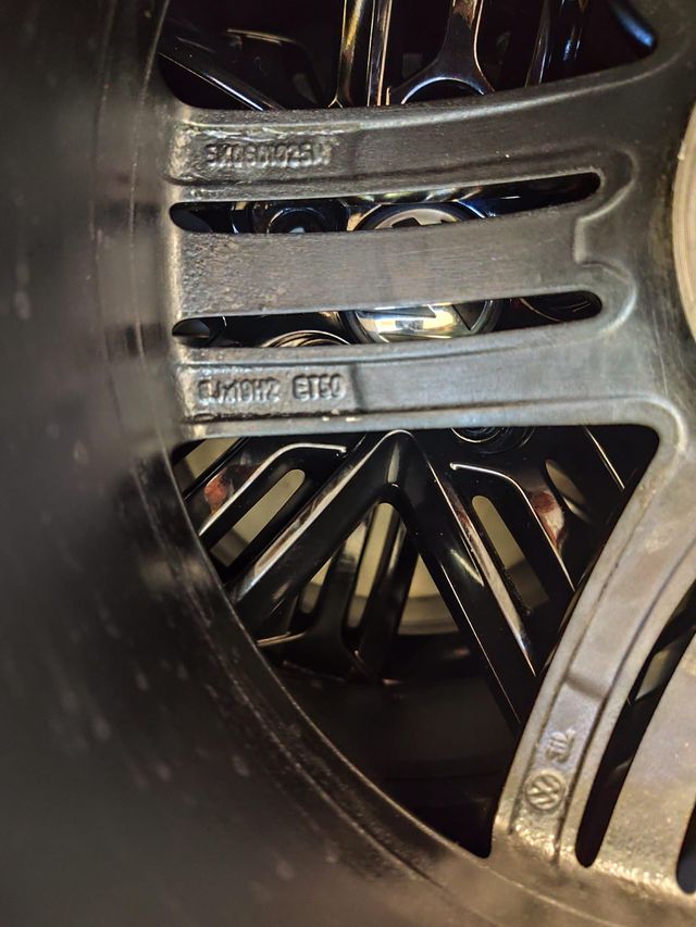 Juego Llanta Volkswagen Original 5x112 19 pulgadas