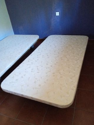 Dos bases tapizadas para cama de 90