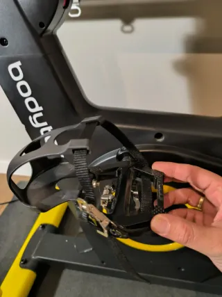 Bicicleta Estática Bodytone AB350 Smartbike
