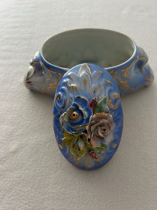 Joyero antiguo porcelana flores doradas