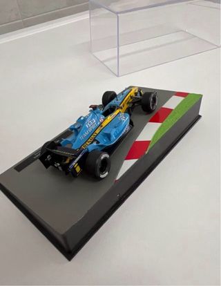 Maqueta Renault R25 2005 Alonso 1:43