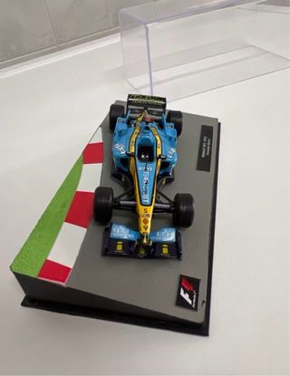 Maqueta Renault R25 2005 Alonso 1:43