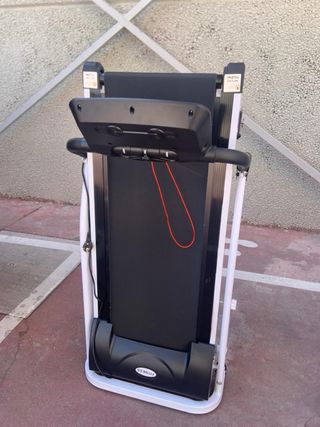 Cinta de correr plegable sin uso