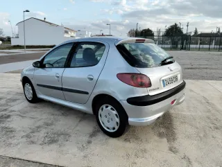 Peugeot 206 2004