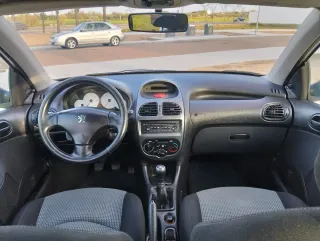 Peugeot 206 2004