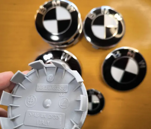 PACK 7 EMBLEMAS BMW BLANCO NEGRO - TAPABUJES BMW