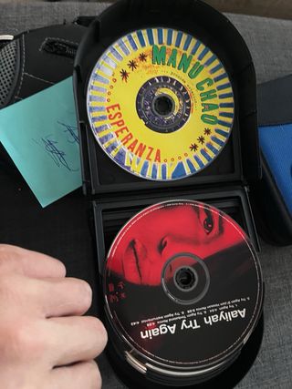 38 CDs con fundas
