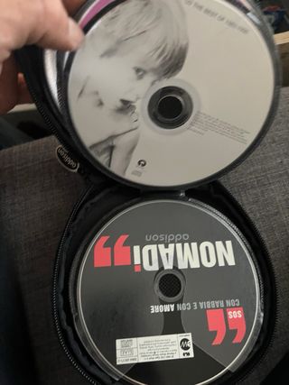 38 CDs con fundas