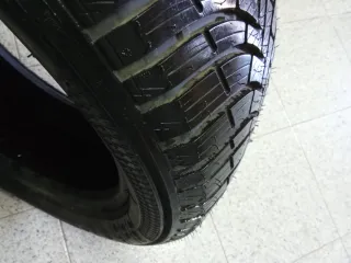 Neumático Kleber Quadraxer 225/50 R17