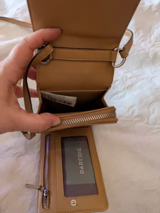 Bolso portamóvil Parfois estampado animal