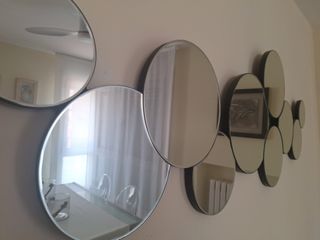 Espejo moderno de círculos