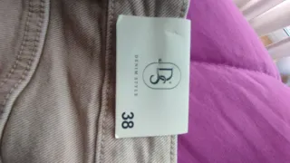 Falda vaquera corta beige