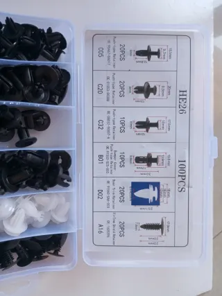 Grapas Plástico Coche HE26 100PCS