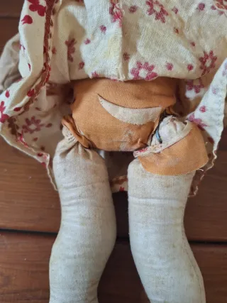Muñeca antigua de trapo