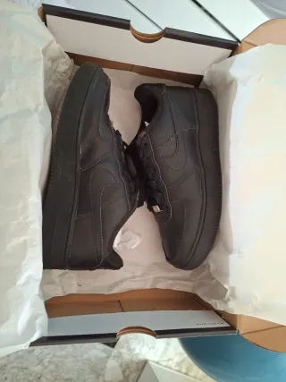Nike Air Force 1 Negras Talla 38