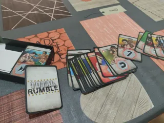 Juego de cartas Total Rumble