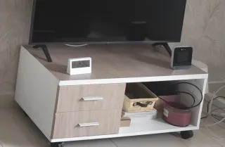 Mesa centro TV madera y blanco