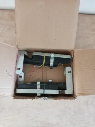 CORTINILLA MOTOR SEAT 850