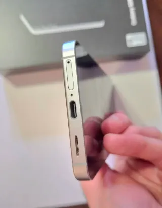 Samsung Galaxy S25 256GB Plata