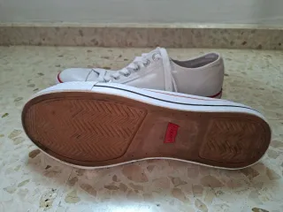 Zapatillas Levis Blancas hombre