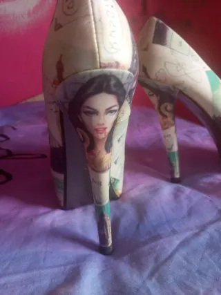 Zapatos de tacón Alicia en el País de las Maravill