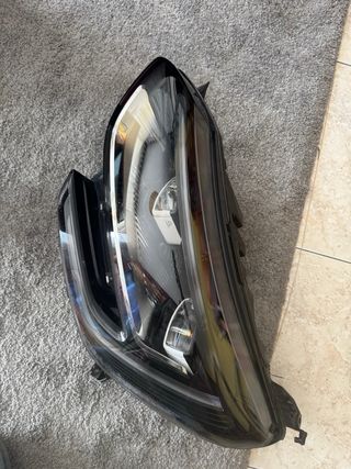 Faro Izquierdo Renault Megane IV 260601197R
