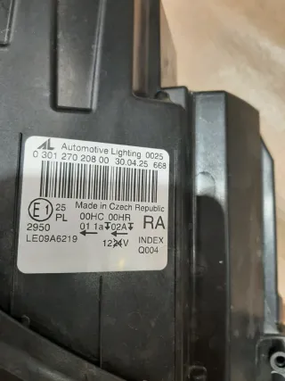 Faro Delantero Mercedes Clase C W204