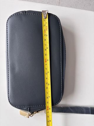 Borsa da viaggio Moschino nera con mascherina e cartellino