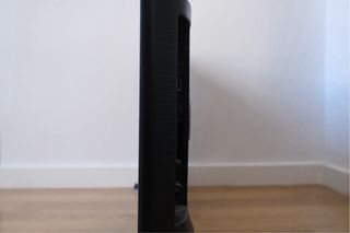 Samsung TV 32 Full HD Smart TV + Soporte pared