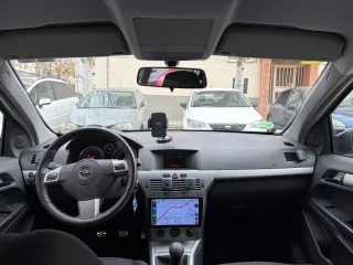 Opel Astra 2008