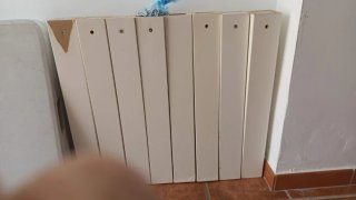Mesa de salón blanca de madera