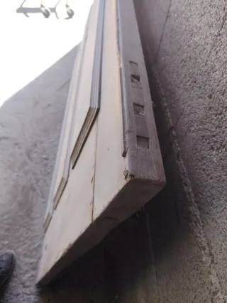 Puerta antigua de madera