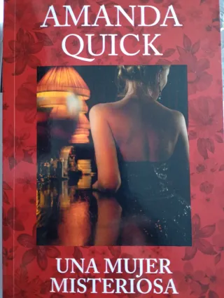 Una mujer misteriosa por Amanda Quick