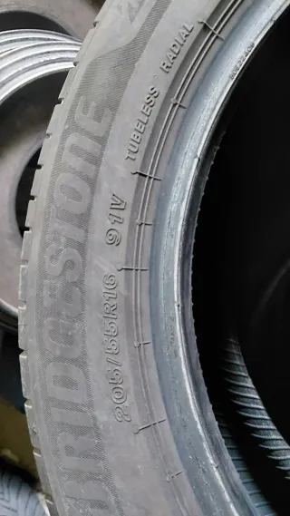 Neumático 205/55/16