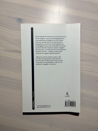 En las montañas de la locura