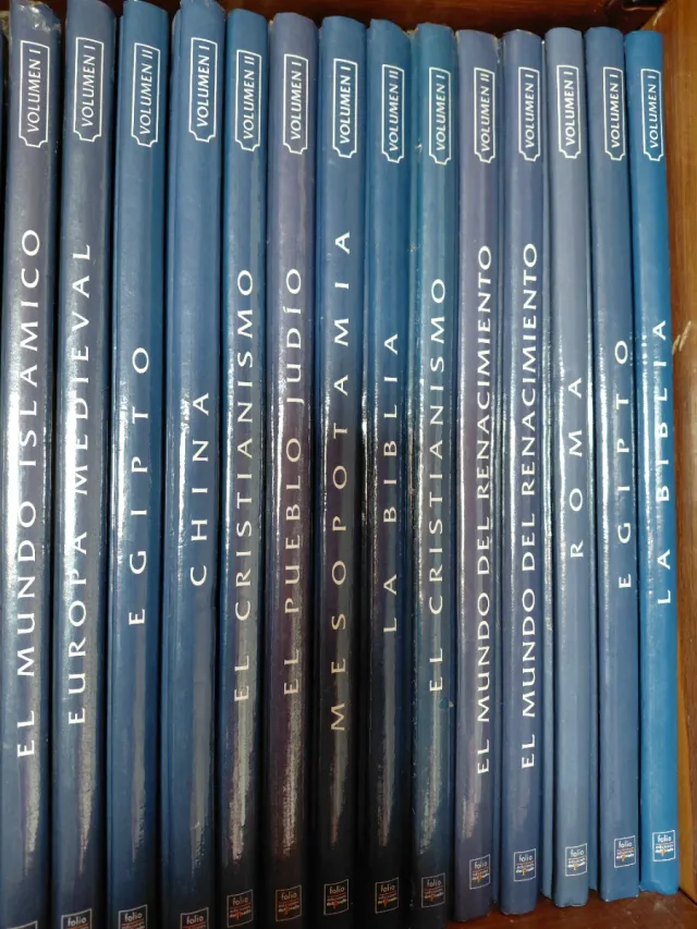 24 ATLAS CULTURALES DEL MUNDO