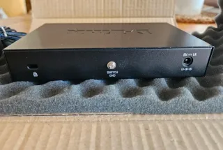 Switch D-Link DGS-108 Gigabit 8 Puertos